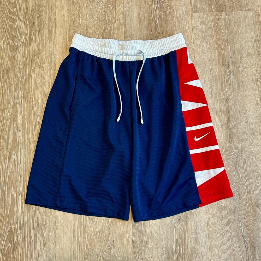 NIKE Starting 5 Basketball Shorts Size Medium Navy Blue White Red Loose Fit